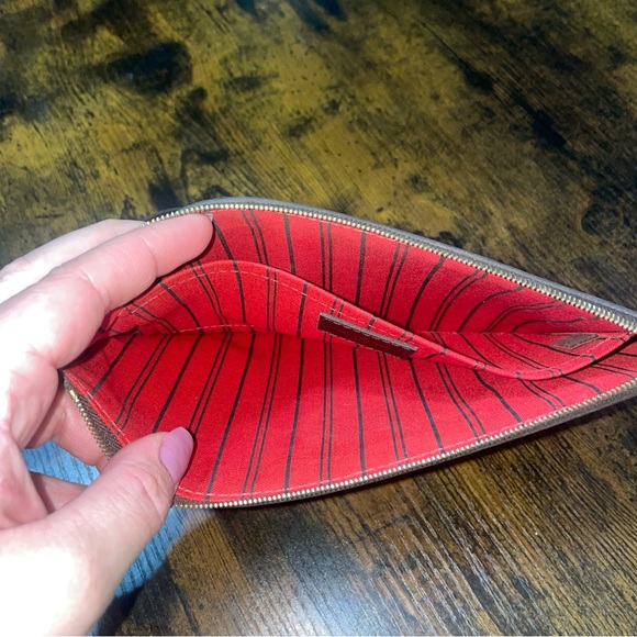 Louis Vuitton LV Damier Ebene Neverfull MM Pouch Wristlet Wallet - Picture 3 of 8